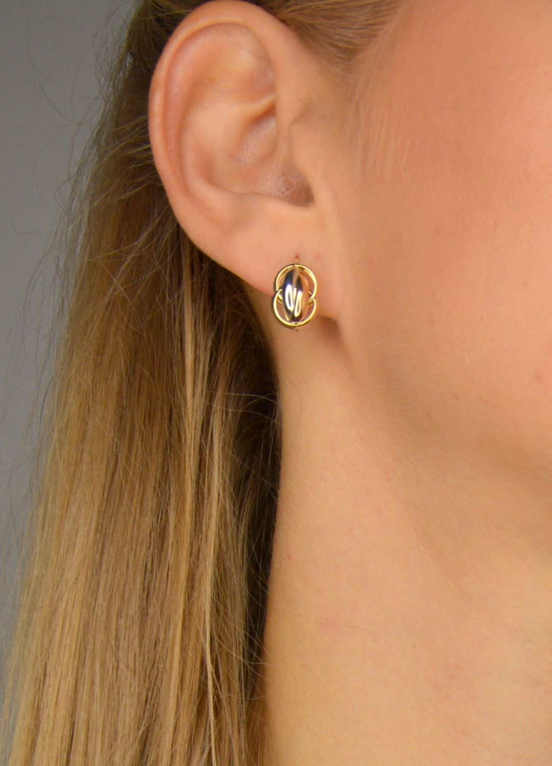 Błyszczące kolczyki złote 333 angielskie 'Trzy kolory złota' to piękne złote kolczyki na zapięcie angielskie typu zatrzask wykonane z próby 333..jpg